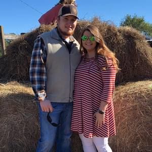 Meet your Posher, Raegan